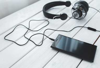 2023年NBA季后赛猛龙VS雄鹿：强强对决前瞻分析